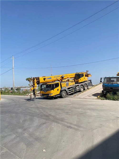 勐海县吊车作业时，可能会产生哪些额外收费项目？